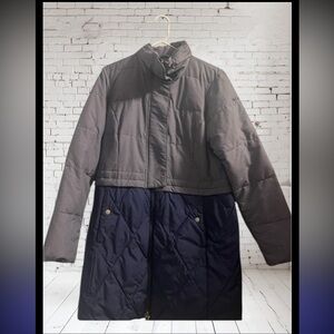 Columbia women’s jacket coat navy down EUC medium two tone
